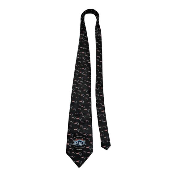 NFL New England Patriots Super Bowl XXXIX Champions 2005 Necktie Football - Picture 2 of 7